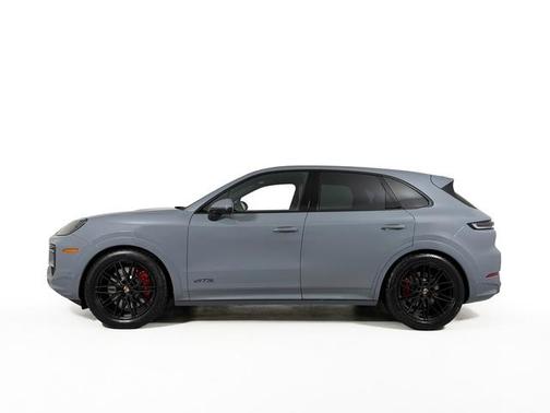2026 Porsche Cayenne GTS