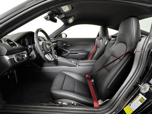 2025 Porsche 718 Cayman S