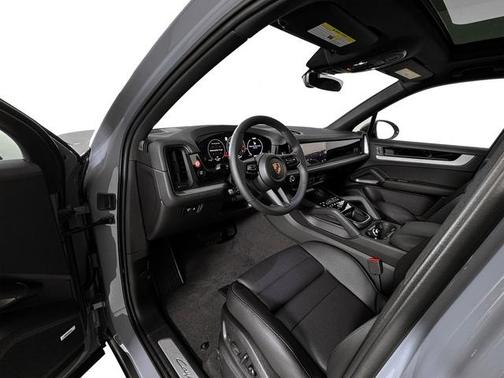 2025 Porsche Cayenne Cayenne