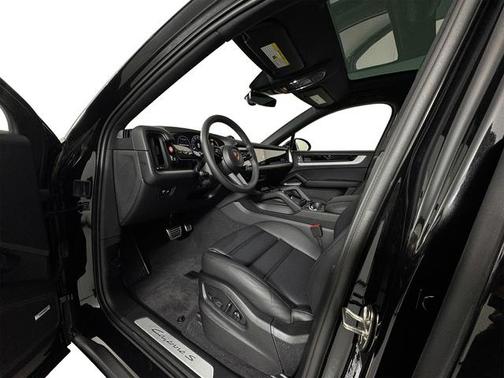 2026 Porsche Cayenne S