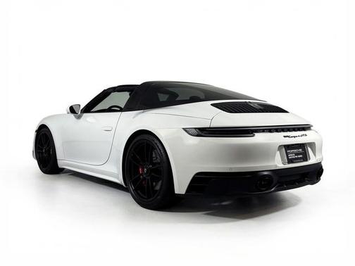 2023 Porsche 911 Targa 4 GTS