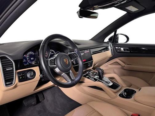 2020 Porsche Cayenne Cayenne
