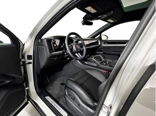 2025 Porsche Cayenne Cayenne