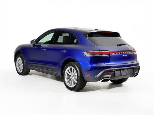 2025 Porsche Macan 