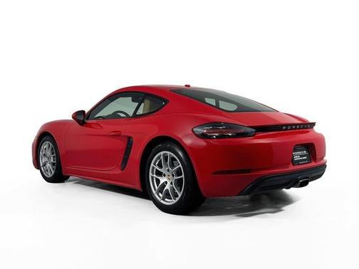 2022 Porsche 718 Cayman T