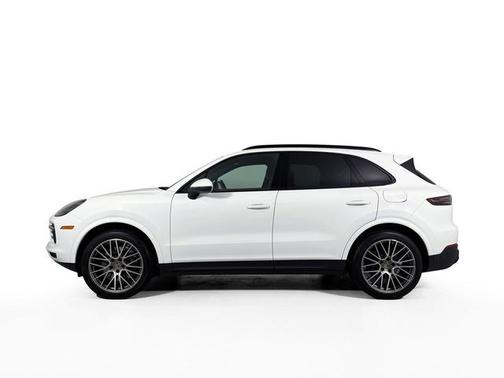 2022 Porsche Cayenne Platinum Edition