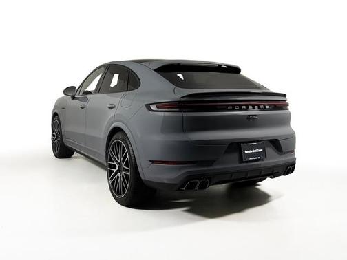 2025 Porsche Cayenne Cayenne Turbo E-Hybrid