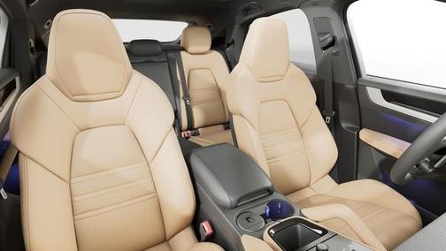 Algarve Blue Metallic 2026 Porsche Cayenne Cayenne