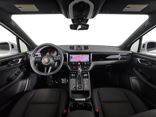 2025 Porsche Macan T