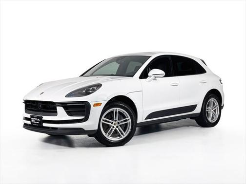 2025 Porsche Macan Base