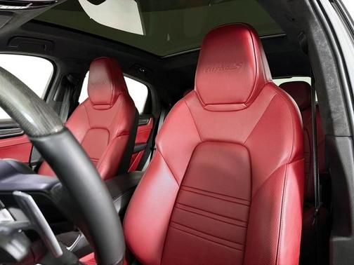 2021 Porsche Cayenne Turbo S