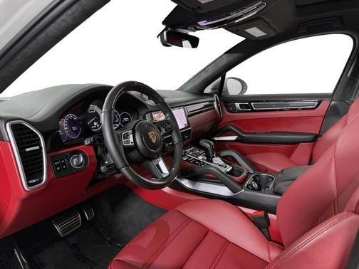 2021 Porsche Cayenne Turbo S