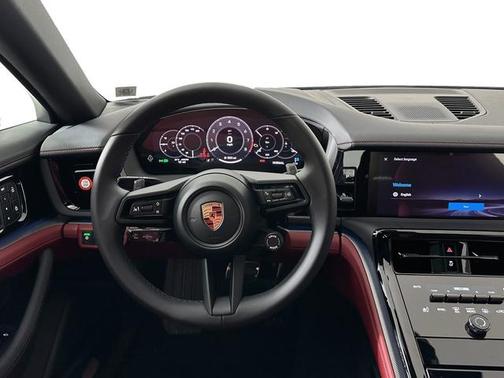 2026 Porsche Panamera 4