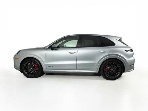 2025 Porsche Cayenne Cayenne GTS