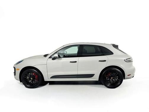 2026 Porsche Macan Macan GTS
