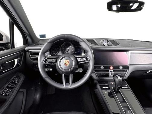 Chalk 2026 Porsche Macan Macan GTS