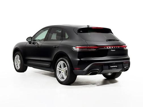 2025 Porsche Macan T
