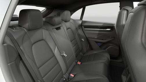 2026 Porsche Macan 4