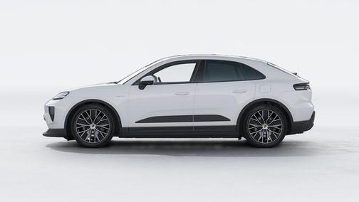 2026 Porsche Macan 4