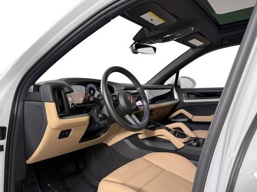 White 2025 Porsche Cayenne Cayenne