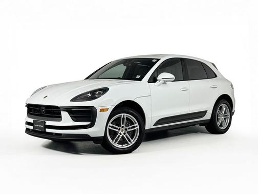 2025 Porsche Macan T
