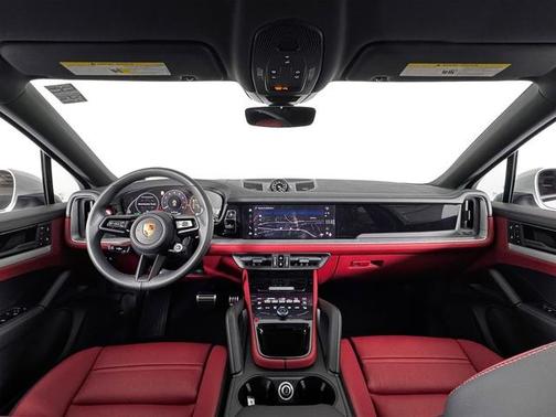 2025 Porsche Cayenne S