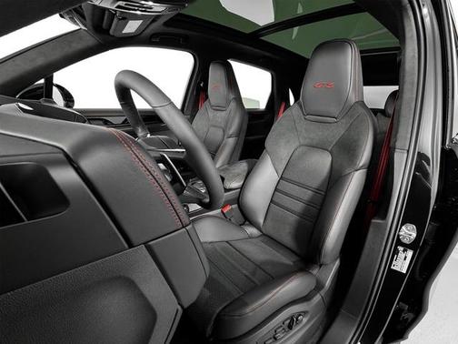 2025 Porsche Cayenne Cayenne GTS