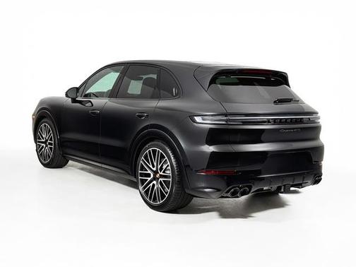 2025 Porsche Cayenne Cayenne GTS