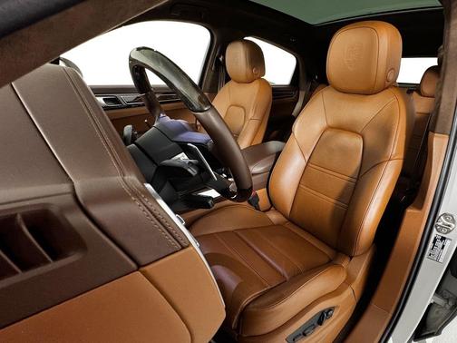 2022 Porsche Cayenne Turbo