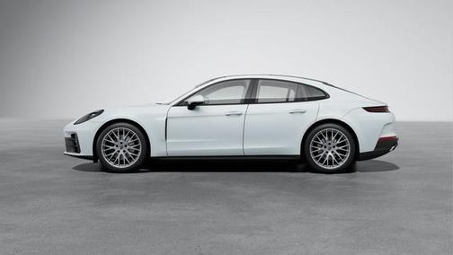 2026 Porsche Panamera 4