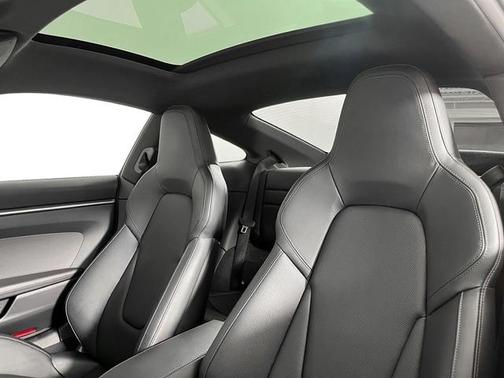 2024 Porsche 911 Carrera 4S