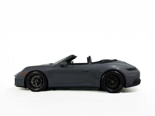 2026 Porsche 911 Carrera 4 GTS