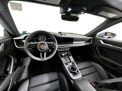 2024 Porsche 911 Carrera 4S