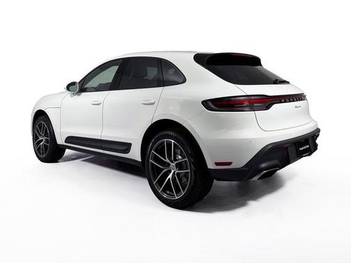 2025 Porsche Macan T