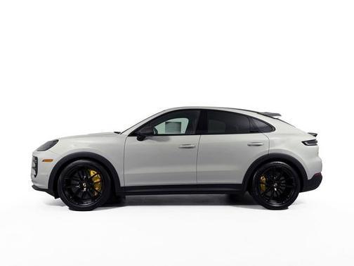 2026 Porsche Cayenne Turbo GT