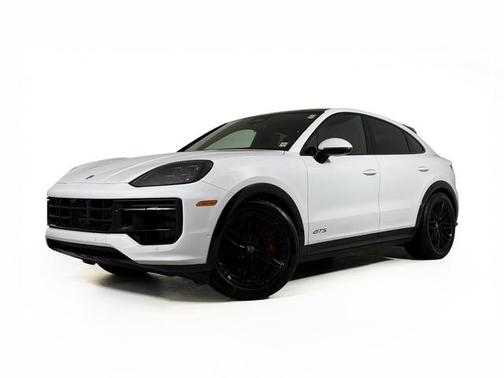 Carrara White Metallic 2026 Porsche Cayenne Cayenne GTS