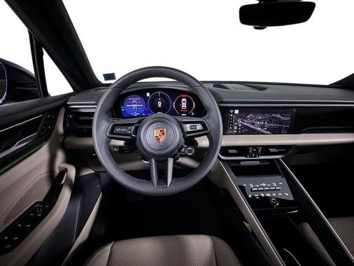 2025 Porsche Macan Turbo