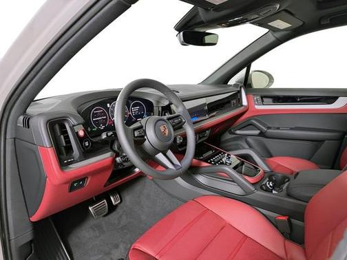 Chalk 2026 Porsche Cayenne S