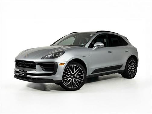 2022 Porsche Macan Base