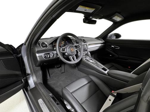 2025 Porsche 718 Cayman Style Edition