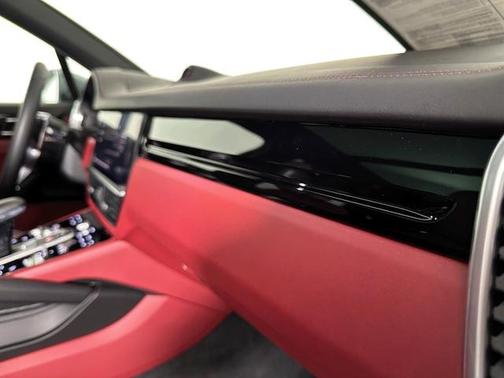 2023 Porsche Cayenne Cayenne