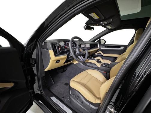 2025 Porsche Cayenne Coupe
