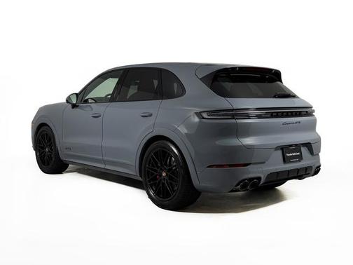 Arctic Grey 2026 Porsche Cayenne GTS