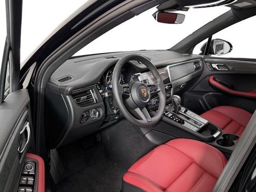 2026 Porsche Macan Macan GTS