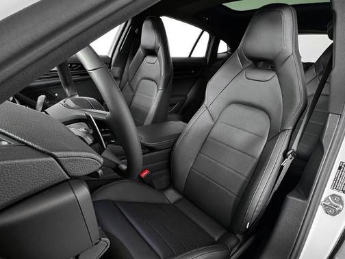 2025 Porsche Panamera 4S
