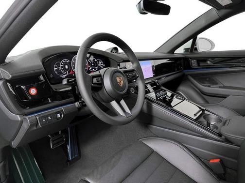 2026 Porsche Panamera 4 E-Hybrid