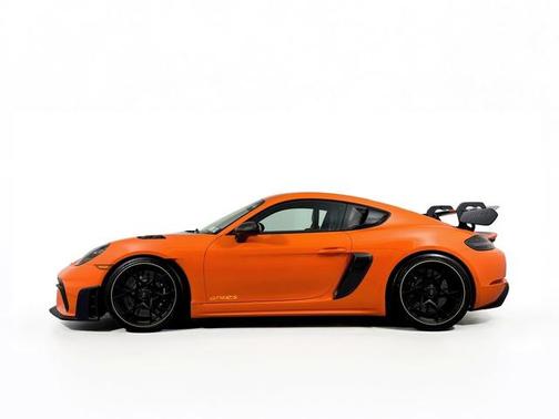 2025 Porsche 718 Cayman GT4 RS