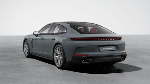 2025 Porsche Panamera 4