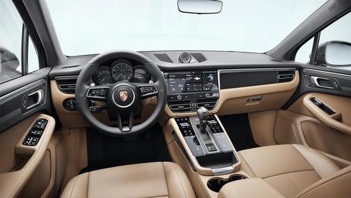 Volcano Grey Metallic 2026 Porsche Macan Macan