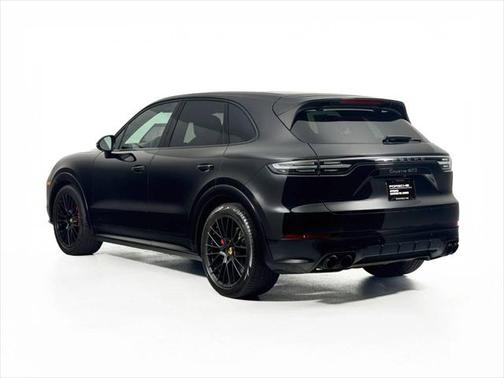 2021 Porsche Cayenne GTS